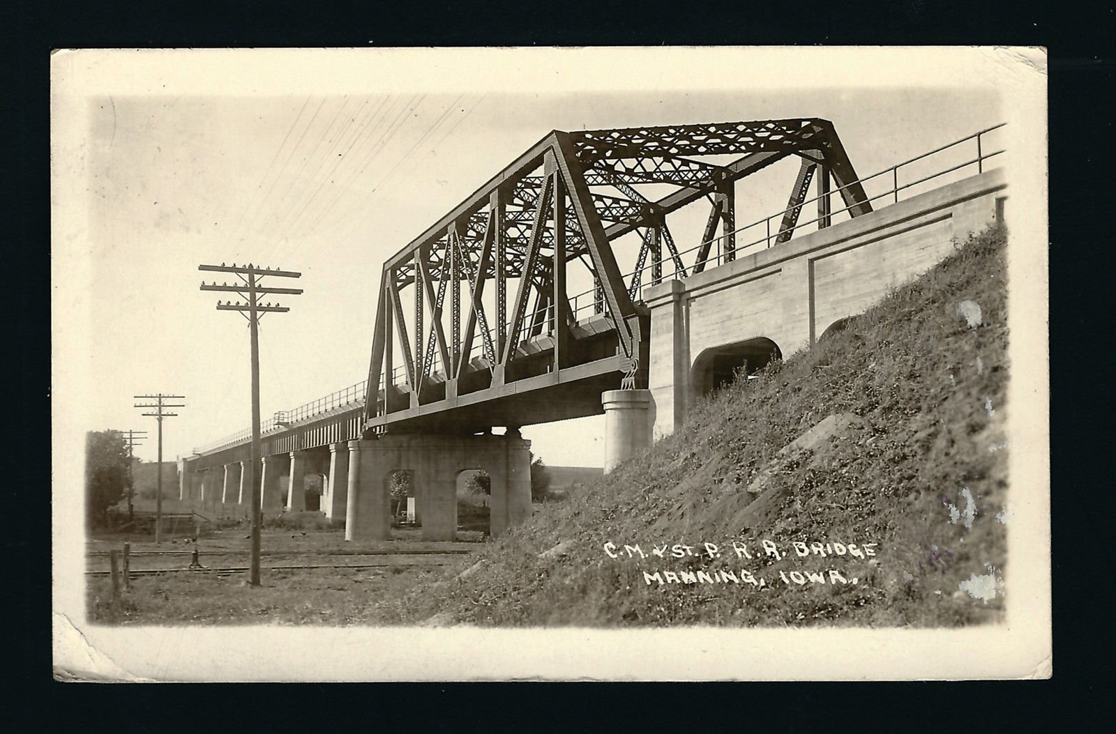 Postcard showing bridge soon after completion